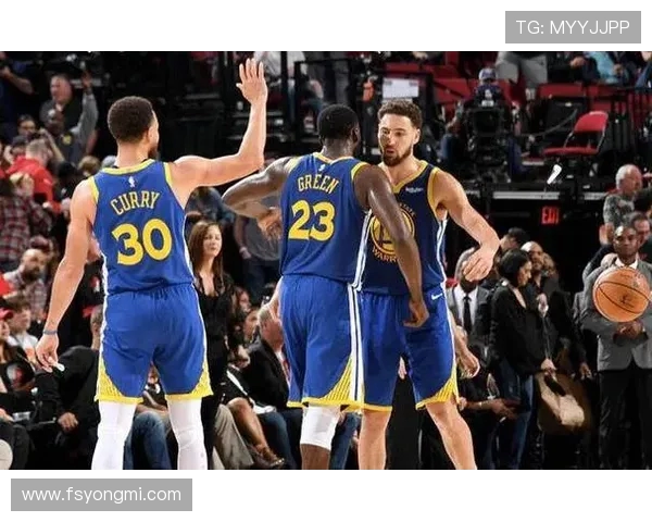 NBA球队实力榜更新湖人强势攀升至第四雷霆继续稳居榜首 NBA球队实力榜更新湖人强势攀升至第四雷霆继续稳居榜首